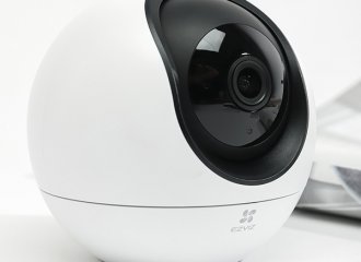 CAMERA EZVIZ Xoay 360 5MP – BẢO VỆ NGÔI NHÀ BẠN MỌI NGÓC NHỎ! 