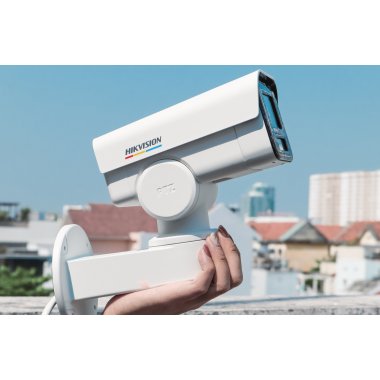 Camera IP PT 4MP thân trụ HIKVISION DS-2CD1P47G2-LUF