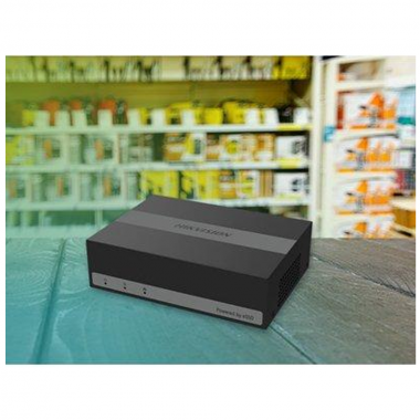 Đầu ghi hình eDVR 4 kênh tích hợp 512GB eSSD Hikvision DS-E04HQHI-B