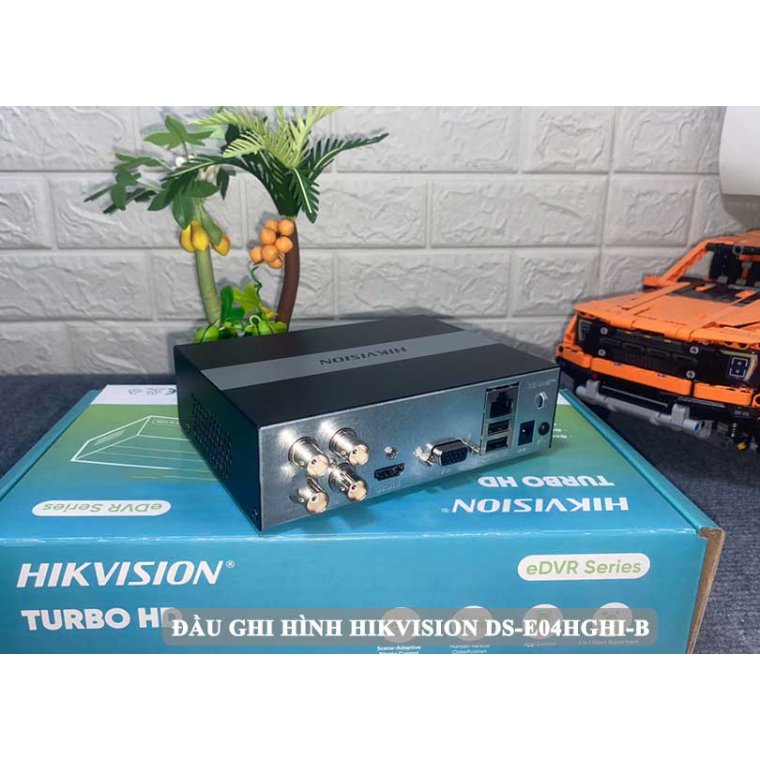Đầu ghi hình eDVR 4 kênh tích hợp 512GB eSSD Hikvision DS-E04HQHI-B