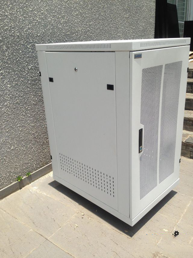 Giới thiệu tủ rack 20U D600 chính hãng giá rẻ